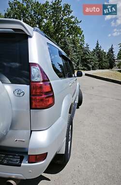 Позашляховик / Кросовер Toyota Land Cruiser Prado 2008 в 