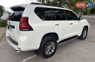 Внедорожник / Кроссовер Toyota Land Cruiser Prado 2020 в 