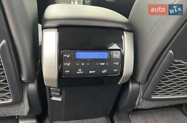 Внедорожник / Кроссовер Toyota Land Cruiser Prado 2020 в 