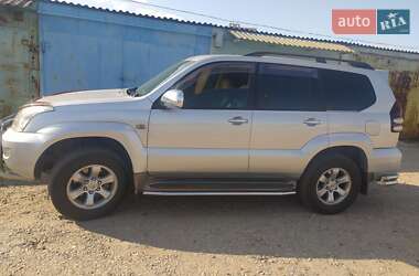 Внедорожник / Кроссовер Toyota Land Cruiser Prado 2005 в 