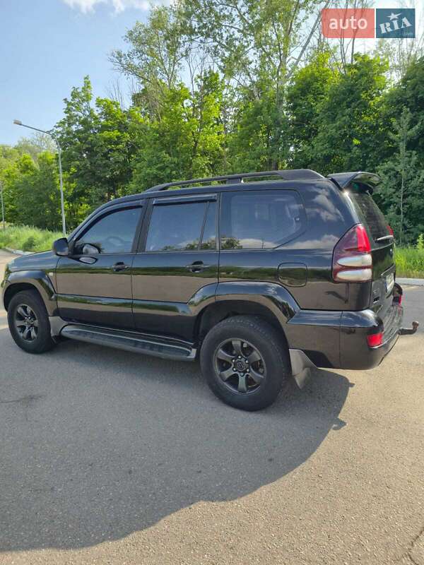 Позашляховик / Кросовер Toyota Land Cruiser Prado 2008 в Києві