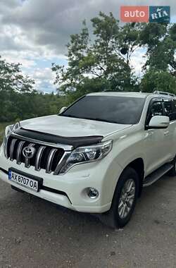 Внедорожник / Кроссовер Toyota Land Cruiser Prado 2013 в 