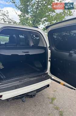 Внедорожник / Кроссовер Toyota Land Cruiser Prado 2013 в 