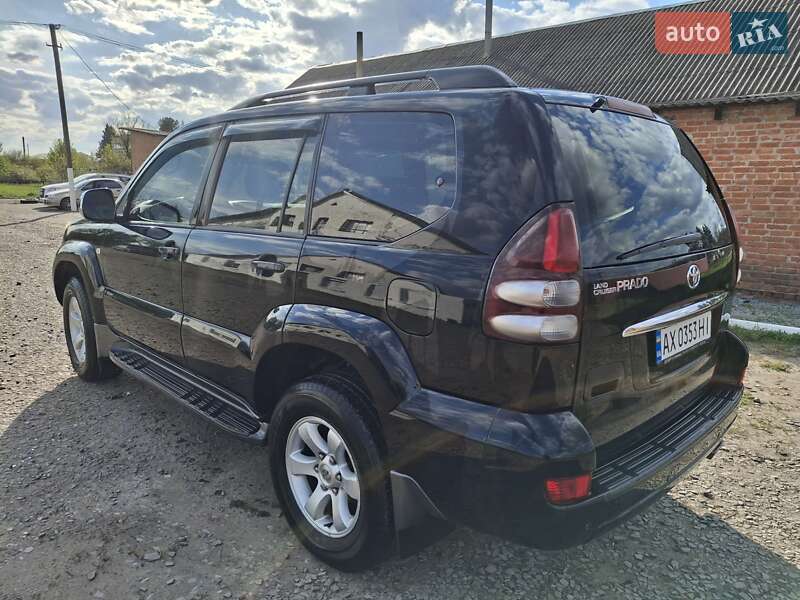 Внедорожник / Кроссовер Toyota Land Cruiser Prado 2005 в Краснокутске