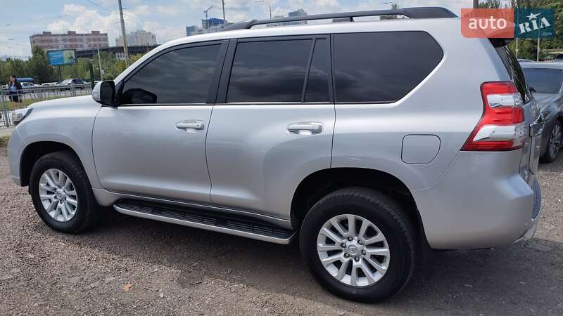 Внедорожник / Кроссовер Toyota Land Cruiser Prado 2017 в Киеве