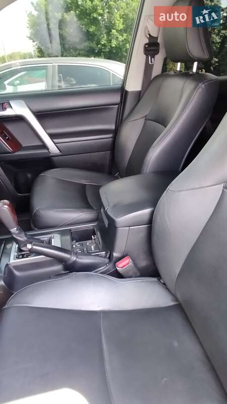 Внедорожник / Кроссовер Toyota Land Cruiser Prado 2017 в Киеве