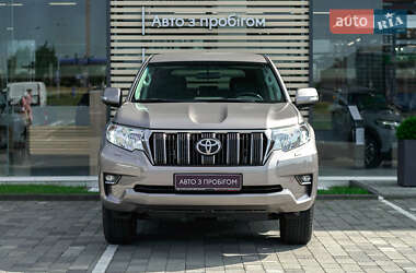 Внедорожник / Кроссовер Toyota Land Cruiser Prado 2022 в 