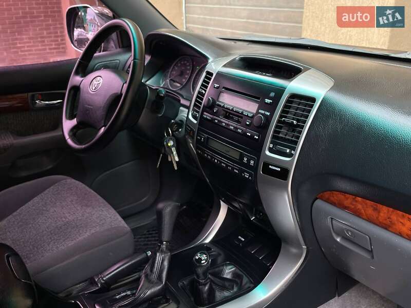 Внедорожник / Кроссовер Toyota Land Cruiser Prado 2006 в Виннице