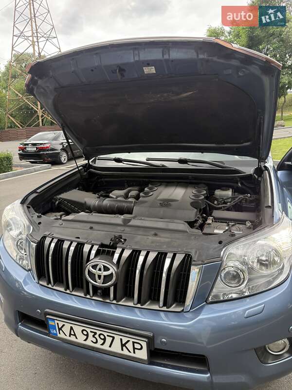Позашляховик / Кросовер Toyota Land Cruiser Prado 2012 в Києві фото 20 Позашляховик / Кросовер Toyota Land Cruiser Prado 2012 в Києві