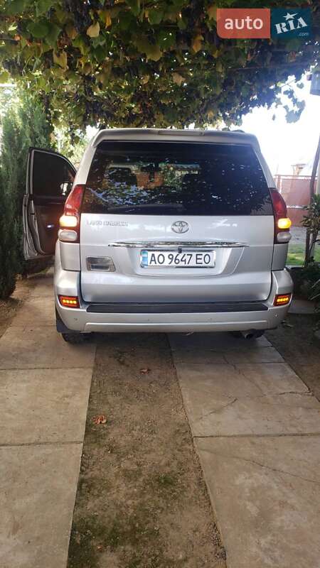 Позашляховик / Кросовер Toyota Land Cruiser Prado 2006 в Виноградові