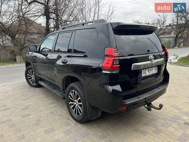 Внедорожник / Кроссовер Toyota Land Cruiser Prado 2019 в Днепре фото 7 Внедорожник / Кроссовер Toyota Land Cruiser Prado 2019 в Днепре