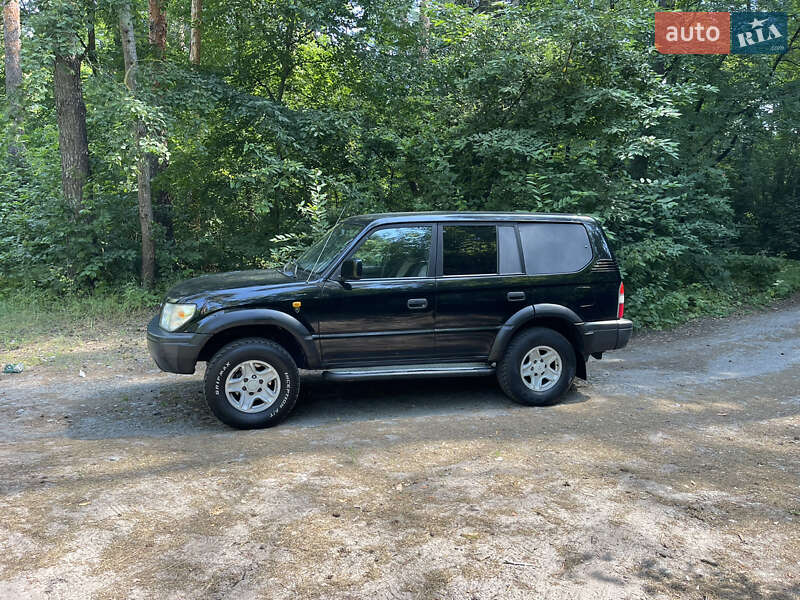 Позашляховик / Кросовер Toyota Land Cruiser Prado 2000 в Києві