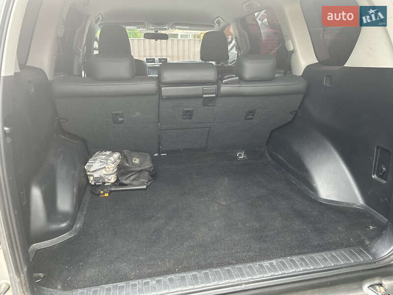 Внедорожник / Кроссовер Toyota Land Cruiser Prado 2015 в Конотопе