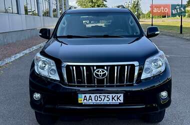 Позашляховик / Кросовер Toyota Land Cruiser Prado 2013 в 