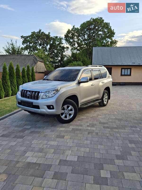 Внедорожник / Кроссовер Toyota Land Cruiser Prado 2013 в Ивано-Франковске