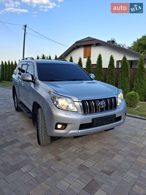 Внедорожник / Кроссовер Toyota Land Cruiser Prado 2013 в Ивано-Франковске