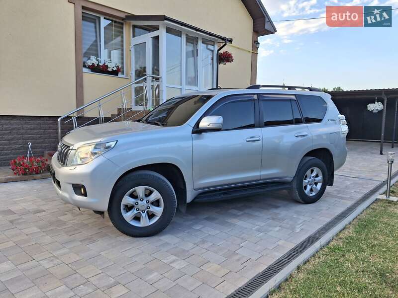 Внедорожник / Кроссовер Toyota Land Cruiser Prado 2013 в Ивано-Франковске
