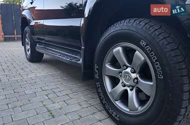 Позашляховик / Кросовер Toyota Land Cruiser Prado 2008 в 