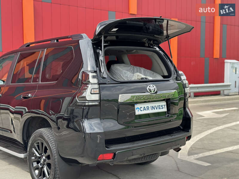 Внедорожник / Кроссовер Toyota Land Cruiser Prado 2021 в Киеве