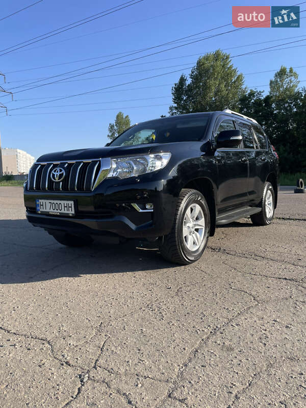 Внедорожник / Кроссовер Toyota Land Cruiser Prado 2019 в Полтаве