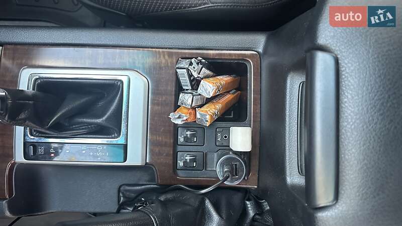 Позашляховик / Кросовер Toyota Land Cruiser Prado 2013 в Києві