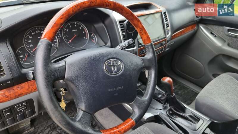 Внедорожник / Кроссовер Toyota Land Cruiser Prado 2007 в Сокольниках