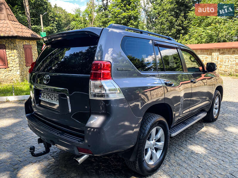 Внедорожник / Кроссовер Toyota Land Cruiser Prado 2011 в Черновцах