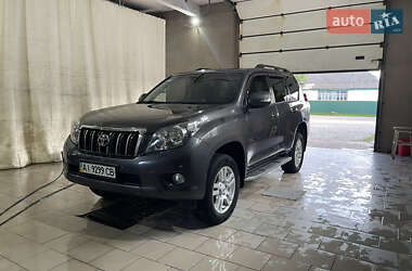 Внедорожник / Кроссовер Toyota Land Cruiser Prado 2010 в Згуровке