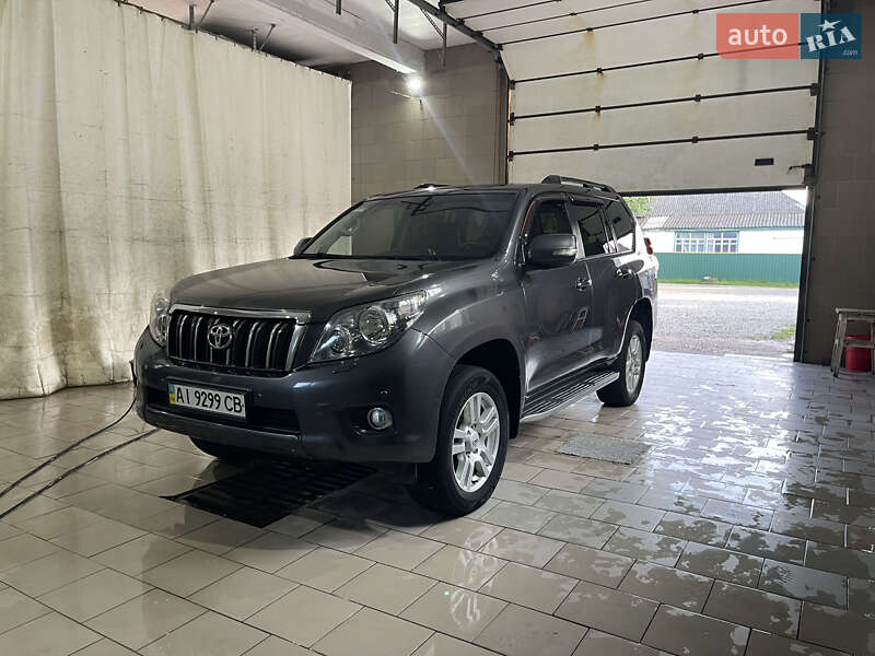 Toyota Land Cruiser Prado 2010