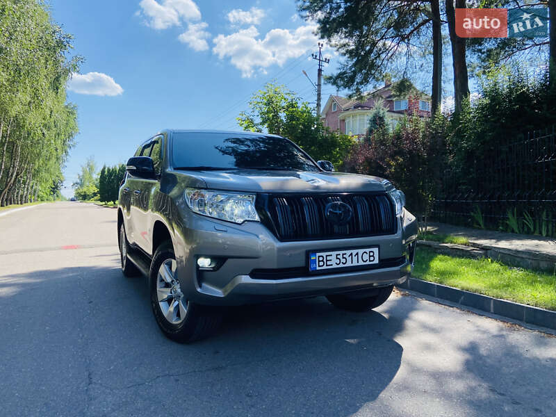 Позашляховик / Кросовер Toyota Land Cruiser Prado 2018 в Києві