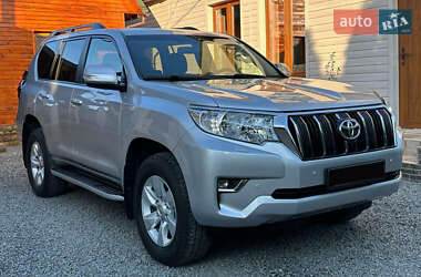Позашляховик / Кросовер Toyota Land Cruiser Prado 2020 в Кельменцях