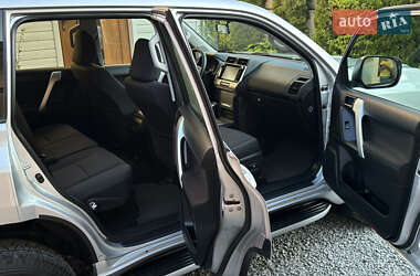 Внедорожник / Кроссовер Toyota Land Cruiser Prado 2020 в 