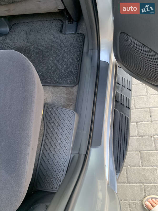 Внедорожник / Кроссовер Toyota Land Cruiser Prado 2007 в Днепре