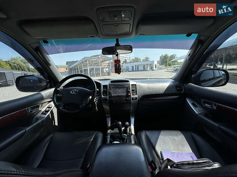 Внедорожник / Кроссовер Toyota Land Cruiser Prado 2006 в Полтаве