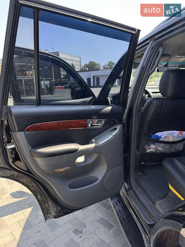 Внедорожник / Кроссовер Toyota Land Cruiser Prado 2006 в Полтаве