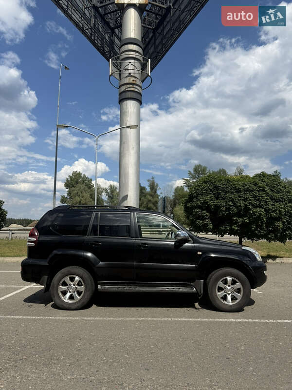 Внедорожник / Кроссовер Toyota Land Cruiser Prado 2006 в Киеве фото 3 Внедорожник / Кроссовер Toyota Land Cruiser Prado 2006 в Киеве