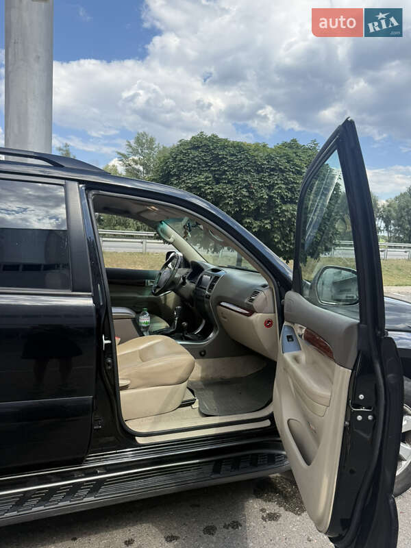 Внедорожник / Кроссовер Toyota Land Cruiser Prado 2006 в Киеве фото 21 Внедорожник / Кроссовер Toyota Land Cruiser Prado 2006 в Киеве