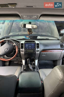 Позашляховик / Кросовер Toyota Land Cruiser Prado 2006 в 