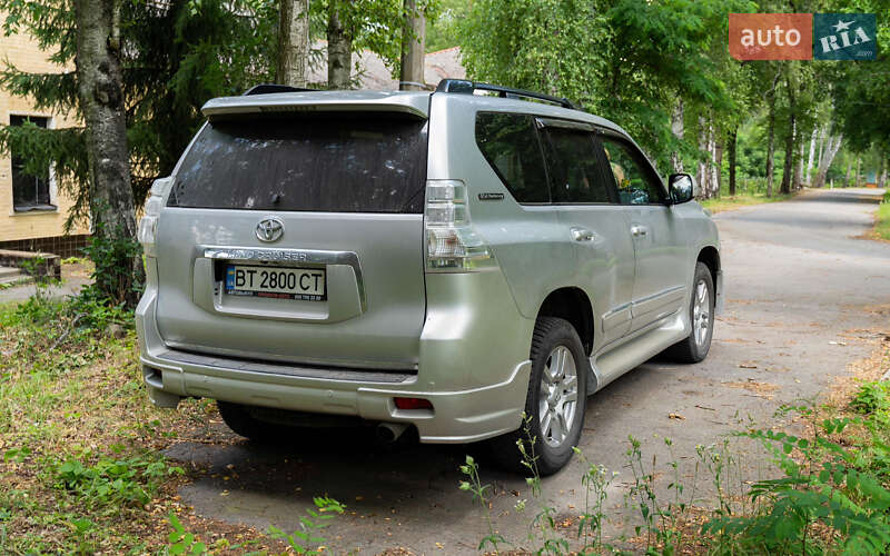 Внедорожник / Кроссовер Toyota Land Cruiser Prado 2012 в Звягеле