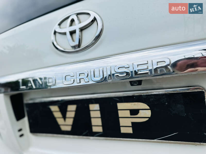 Позашляховик / Кросовер Toyota Land Cruiser Prado 2012 в Нижній Апші