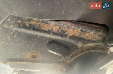 Внедорожник / Кроссовер Toyota Land Cruiser Prado 2012 в 