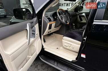 Внедорожник / Кроссовер Toyota Land Cruiser Prado 2020 в 