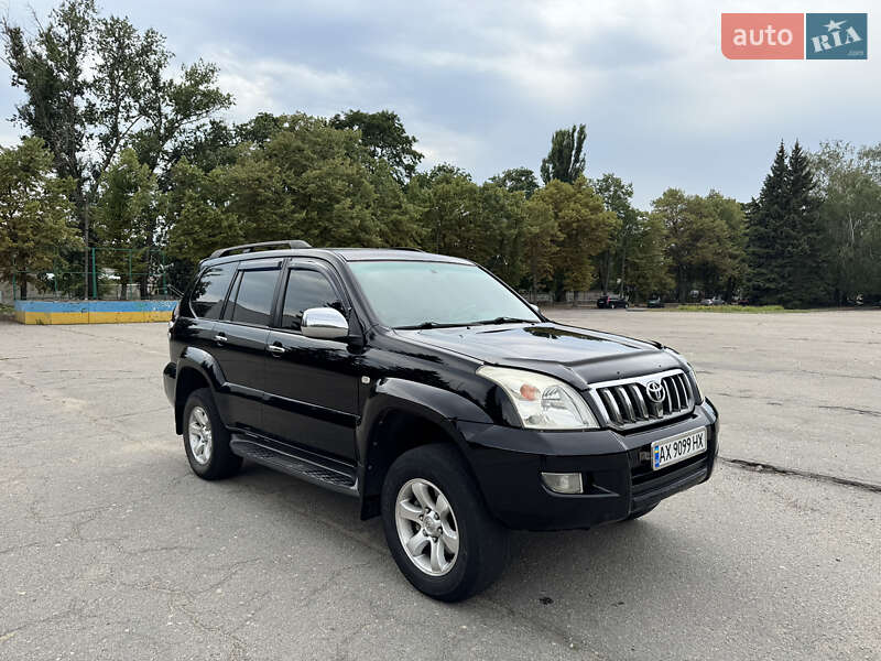 Внедорожник / Кроссовер Toyota Land Cruiser Prado 2006 в Лозовой