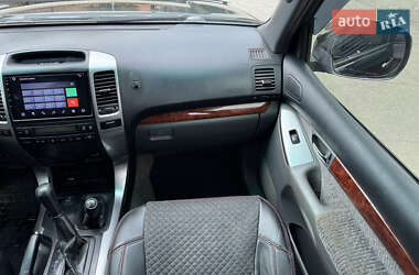 Внедорожник / Кроссовер Toyota Land Cruiser Prado 2006 в 