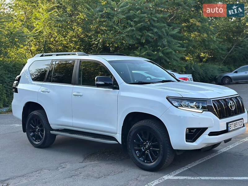 Внедорожник / Кроссовер Toyota Land Cruiser Prado 2021 в Днепре