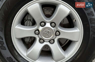 Внедорожник / Кроссовер Toyota Land Cruiser Prado 2008 в 