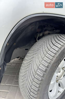 Внедорожник / Кроссовер Toyota Land Cruiser Prado 2007 в 