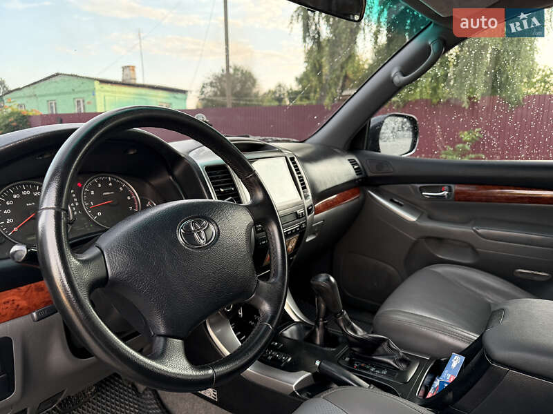 Внедорожник / Кроссовер Toyota Land Cruiser Prado 2007 в Ровно