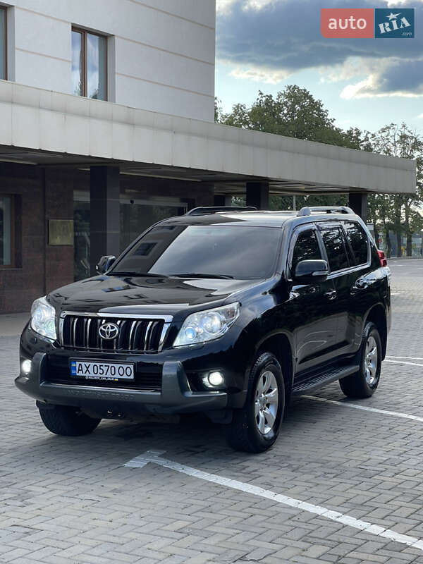 Внедорожник / Кроссовер Toyota Land Cruiser Prado 2011 в Харькове фото 10 Внедорожник / Кроссовер Toyota Land Cruiser Prado 2011 в Харькове