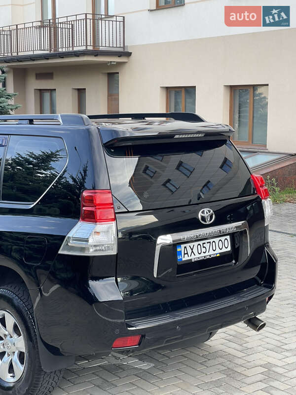 Внедорожник / Кроссовер Toyota Land Cruiser Prado 2011 в Харькове фото 22 Внедорожник / Кроссовер Toyota Land Cruiser Prado 2011 в Харькове